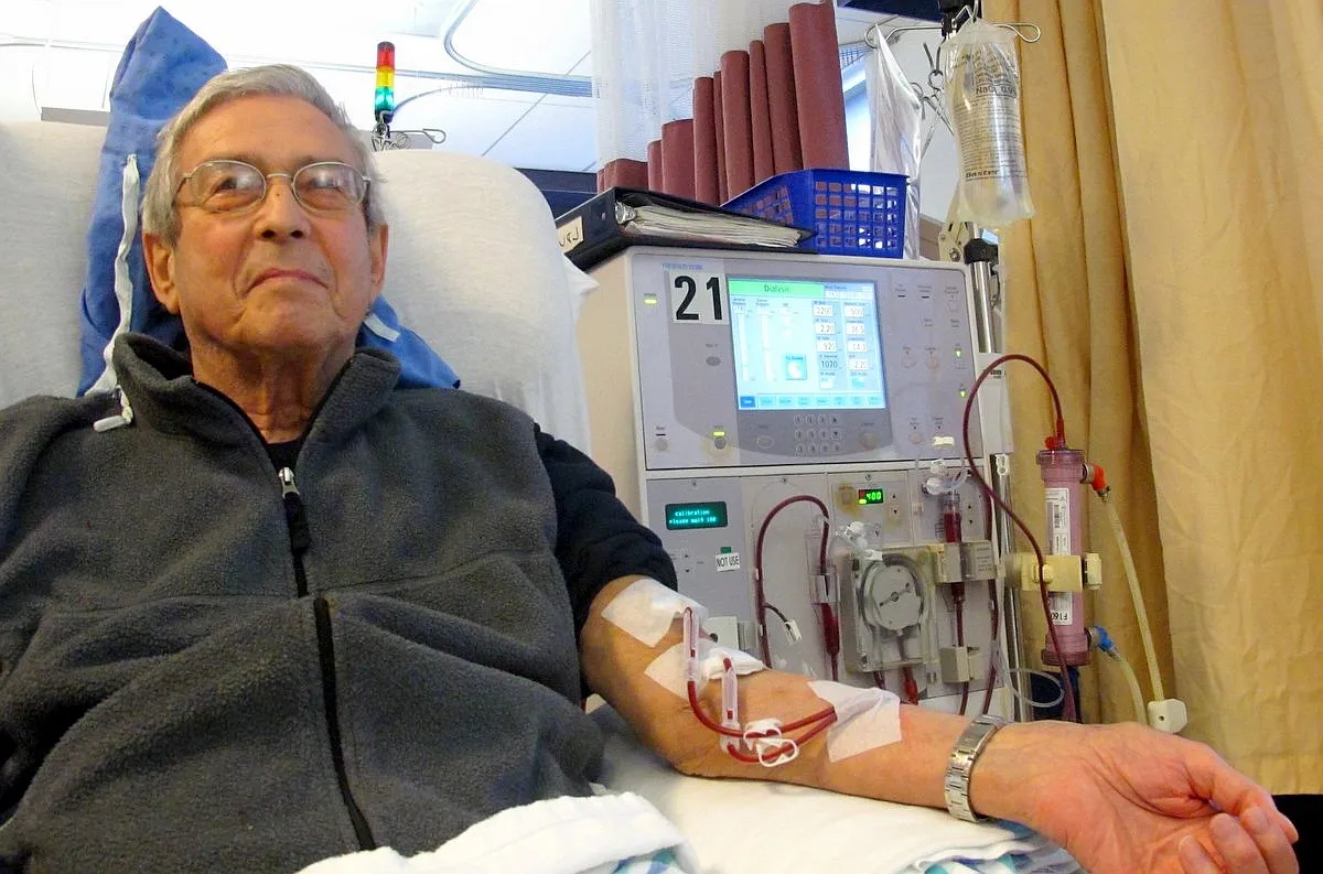 A patient relaxing during a dialysis treatment